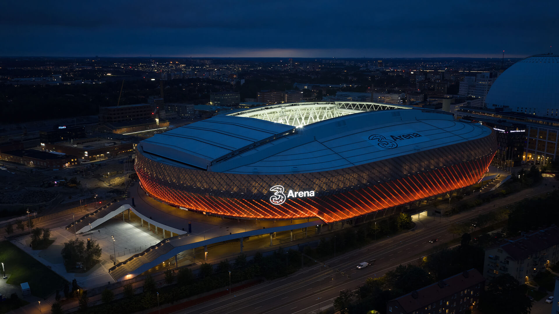<p>Stockholm – 3Arena (30,000) ;Historia: Bildad 1897, allsvensk sedan 1920-talet. Stockholmsklubb känd för modern supporterkultur och publikstöd. SM-guld: 1 (2001). Viktiga spelare: Ronnie Hellström, Kennedy Bakircioglu, Nahir Besara.</p>