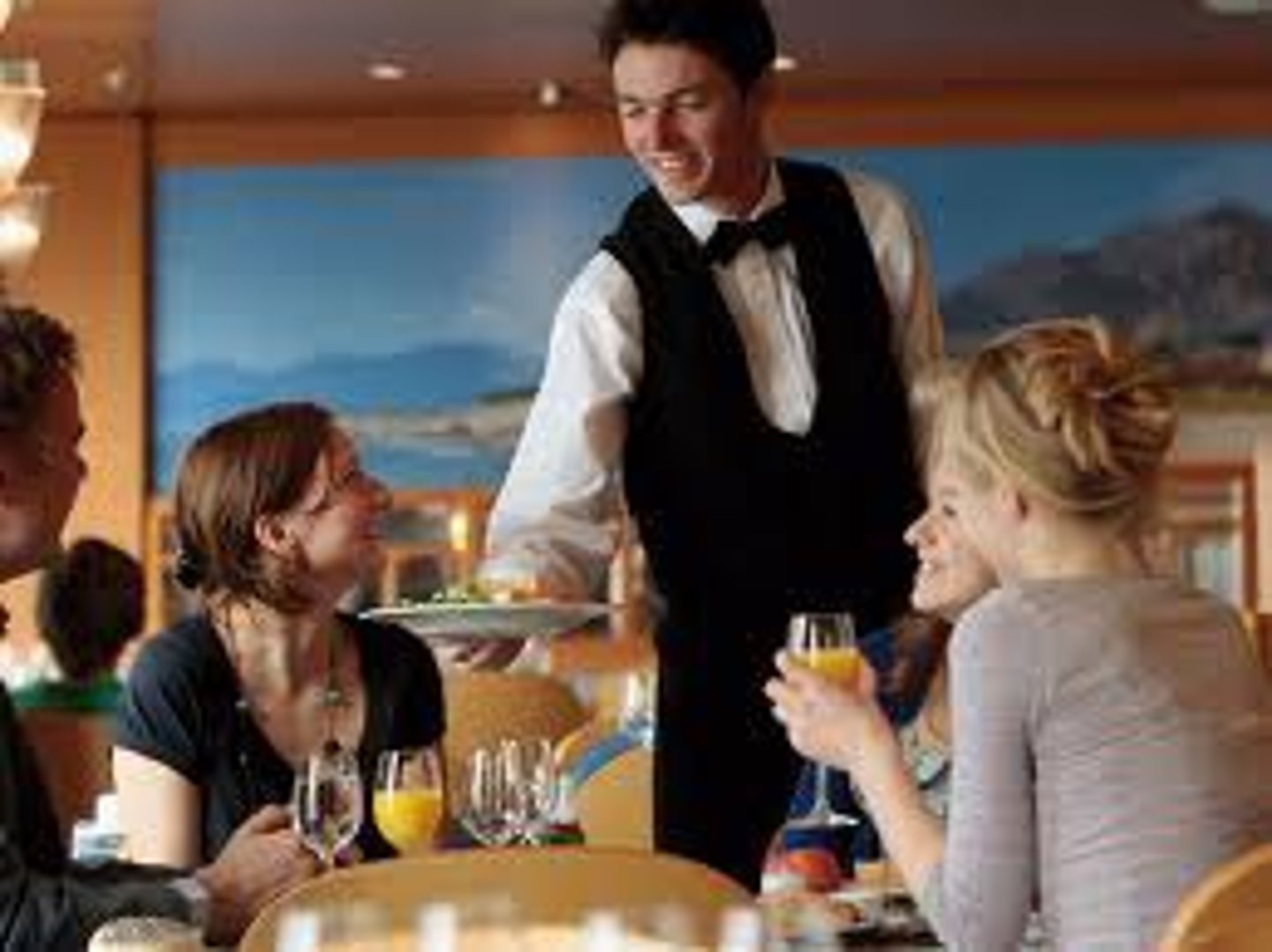 <p>serve</p><p>don't serve</p>