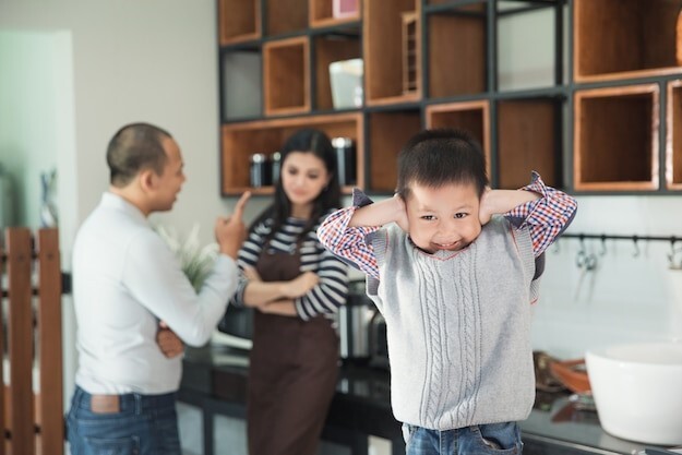 <p>ảnh hưởng đến hoà khí gia đình</p>