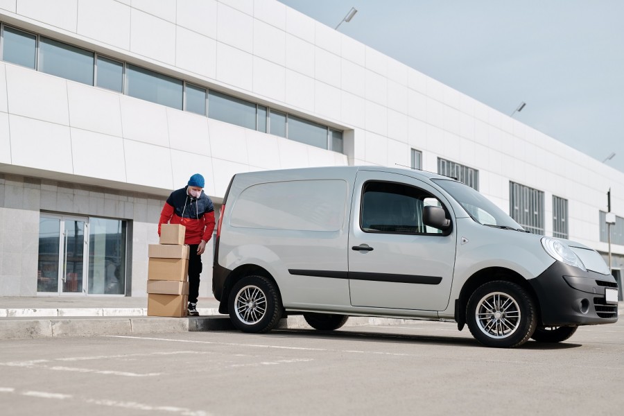 <p>delivery vehicle</p>