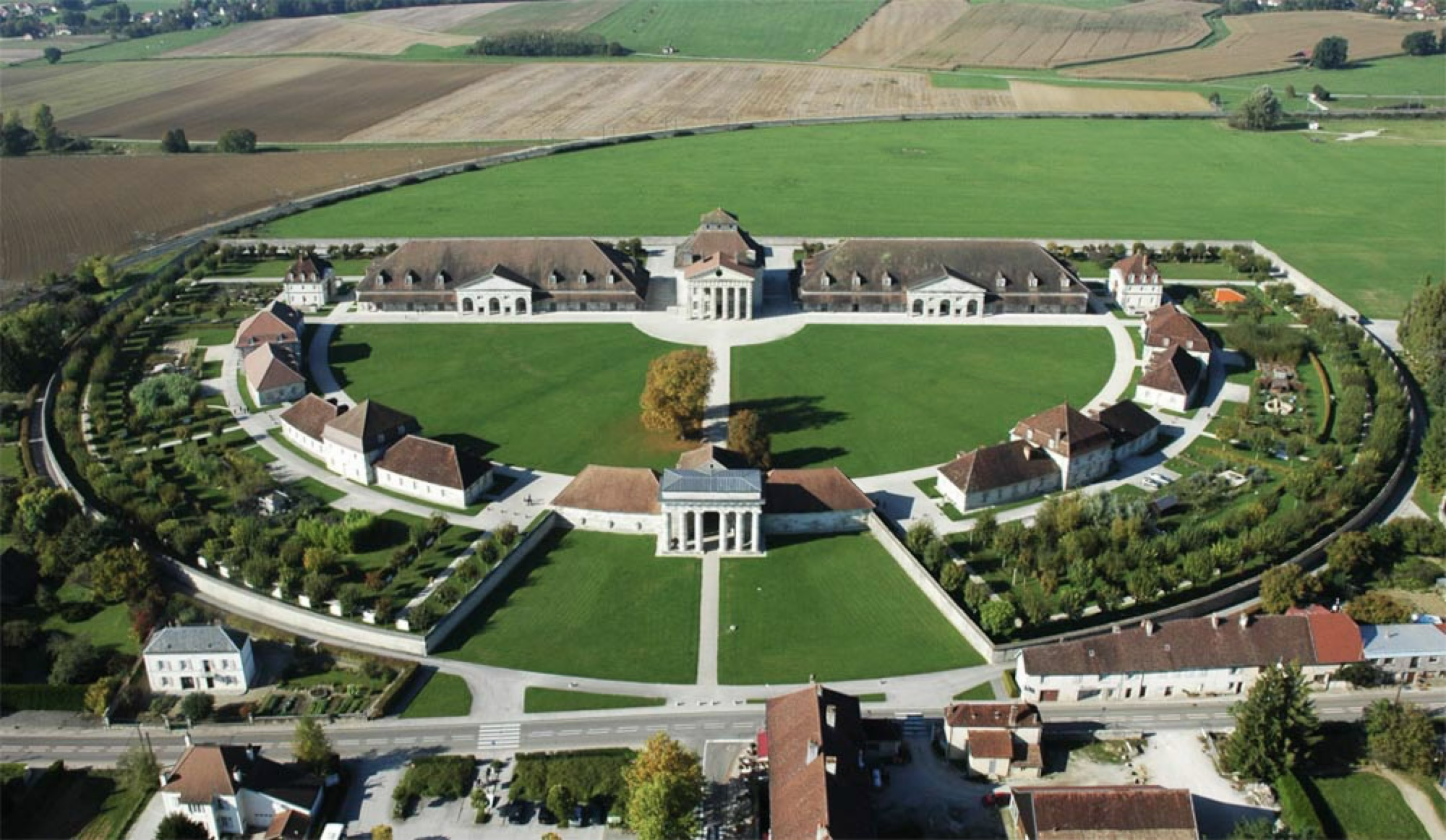 <p>Name<br>Architect<br>Location<br>Date</p>