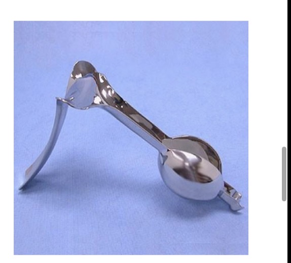 <p>What instrument is this </p><p>What category is it in </p>
