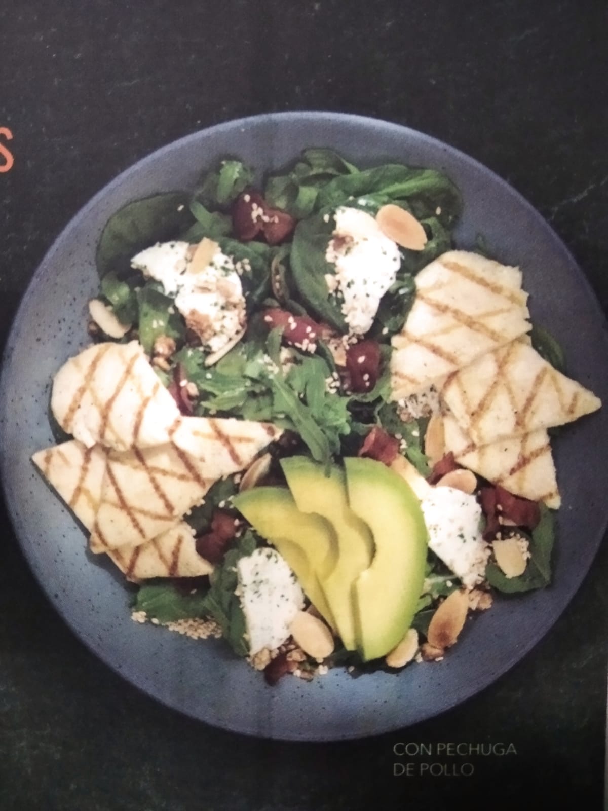 <p>Ensalada de Espinacas, Arúgula y Tocino al Balsámico</p>