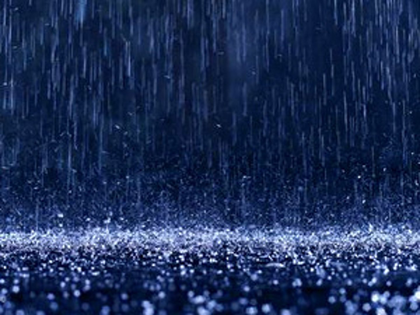 <p>el agua que cae del cielo</p>