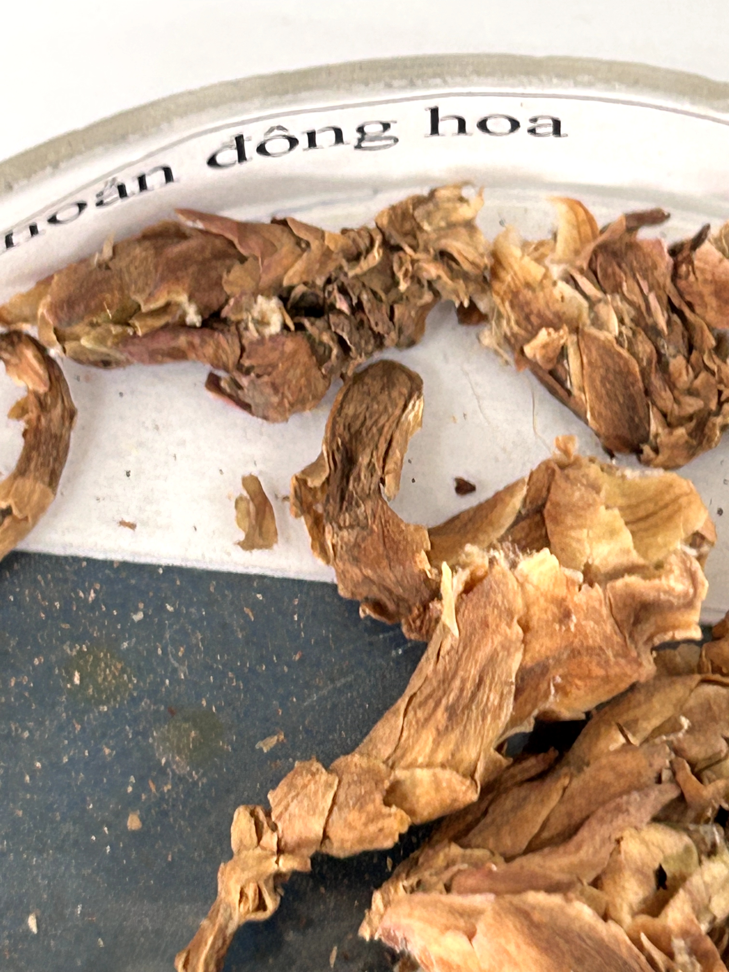 <p>khoản đông hoa</p>