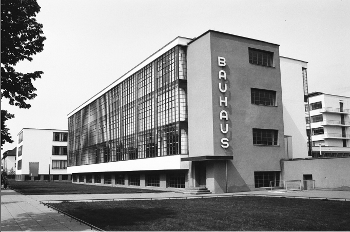 <p>Dessau, Germany, 1925–26</p>