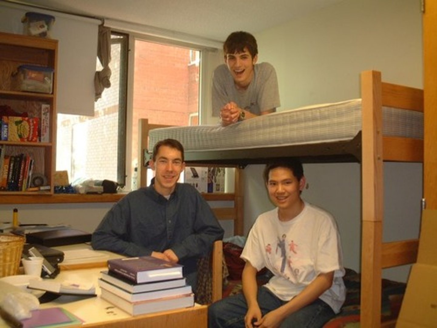 <p>roommates</p>