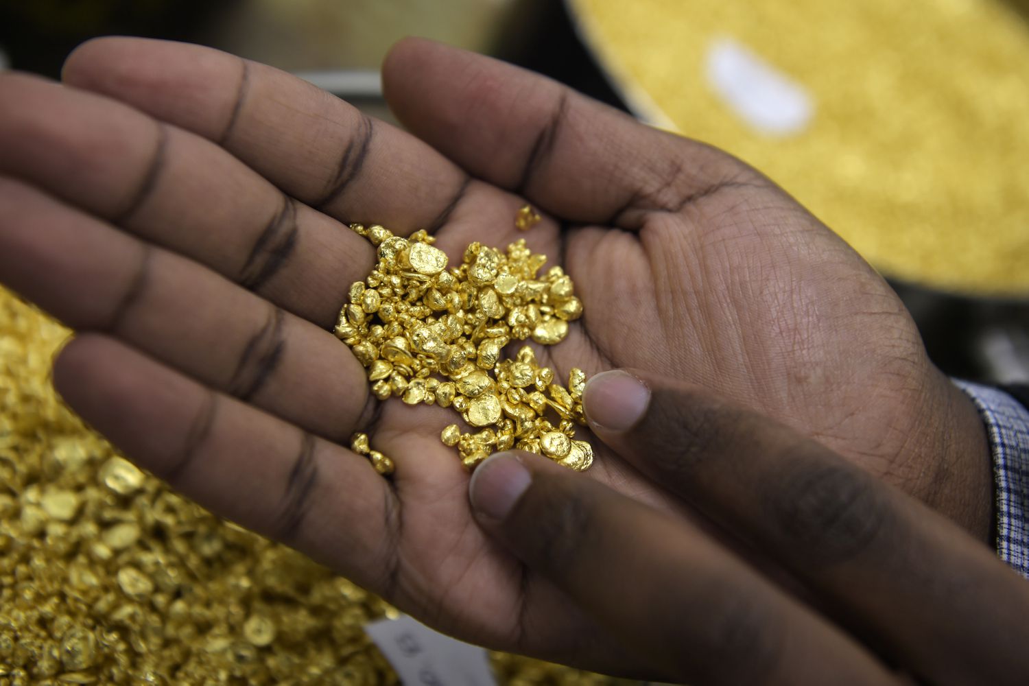 <p>oro</p>