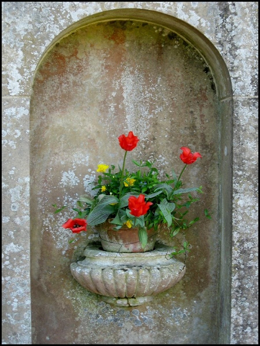 <p>chỗ thích hợp</p>