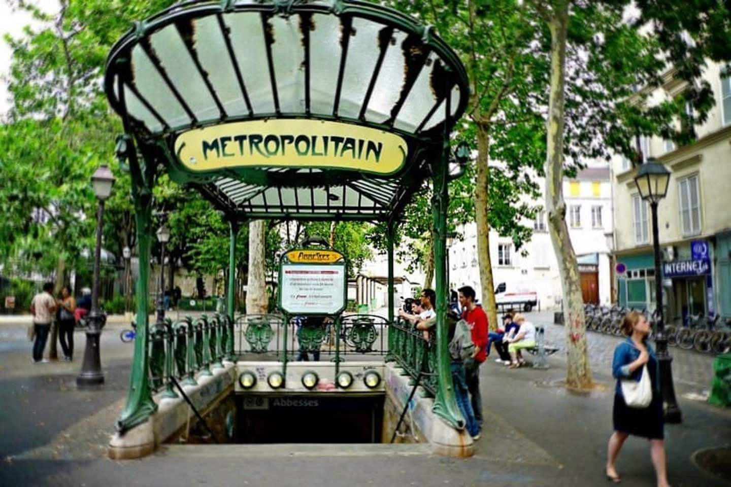 <p>QN=16 [file: Backup - Metropolitian in Paris .jpg]</p><p>What was the style of the Entrance to the Metropolitan Metro Station in Paris, designed by Guimard in 1898?</p><p>Check one option.</p><p>a. Art Deco.</p><p>b. Art and Craft.</p><p>c. Art Nouveau.</p><p>d. Constructivism.</p>