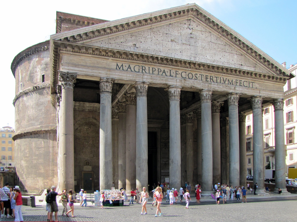 <p><span>A famous Roman temple dedicated to all the gods, famous for its massive concrete dome with a central oculus and a classical portico with Corinthian columns.</span></p>