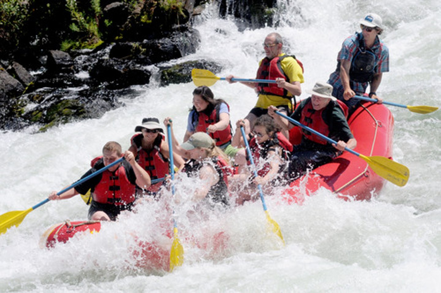<p>TRANSLATION: активный/экстремальный</p><p>DEFINITION: Involving a lot of physical effort or adrenaline.</p><p>EXAMPLE: White-water rafting in Altai is a really .................. activity. Рафтинг на Алтае — это действительно АКТИВНЫЙ вид отдыха.</p>