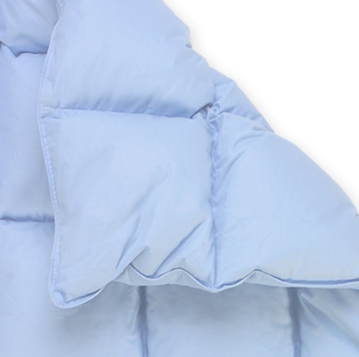 <p>un édredon (duvet en canard) (3x)</p>