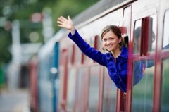 <p>помахати рукою</p>