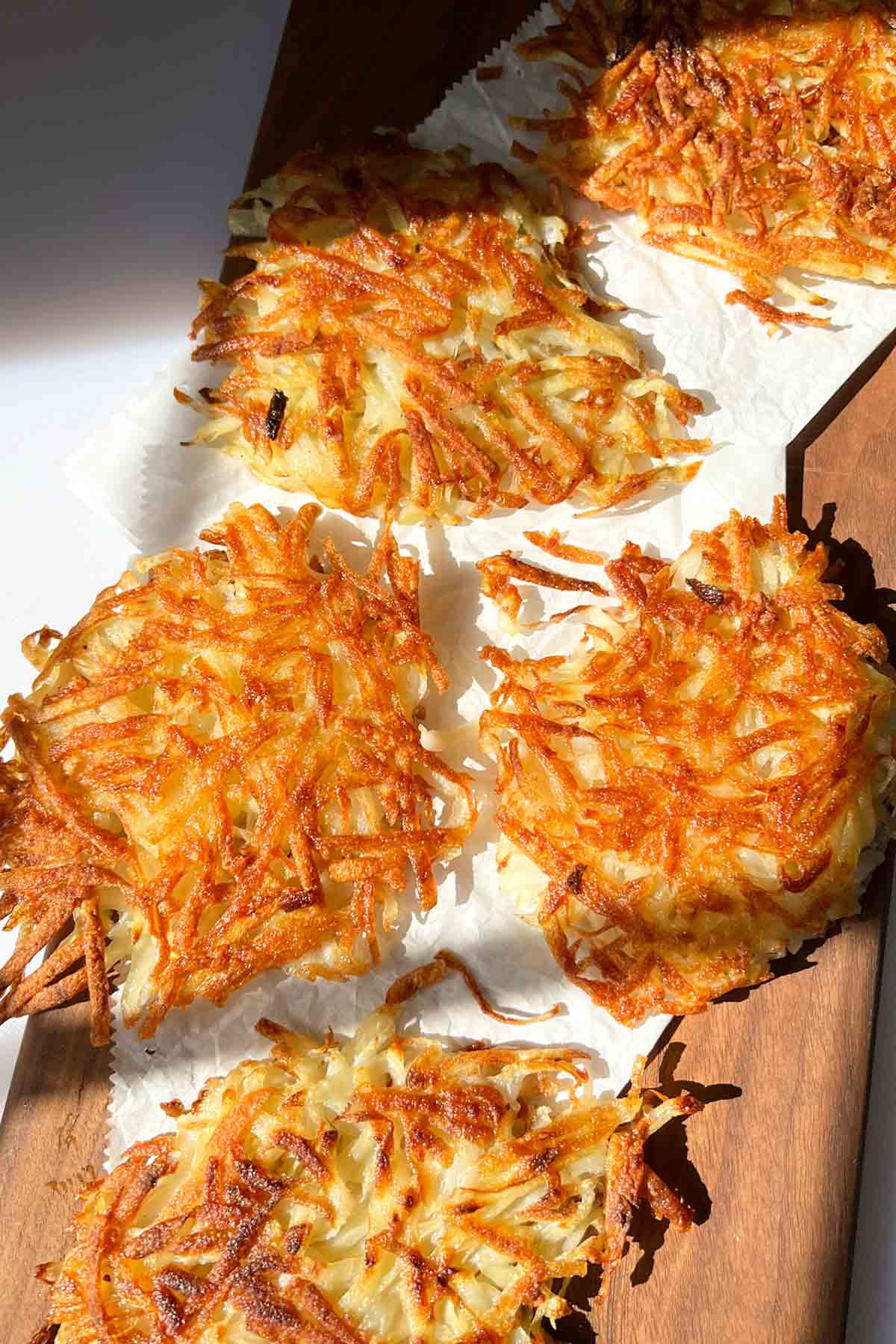 <p>HASH BROWNS</p>