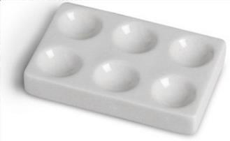 <p>Spot test plate</p>