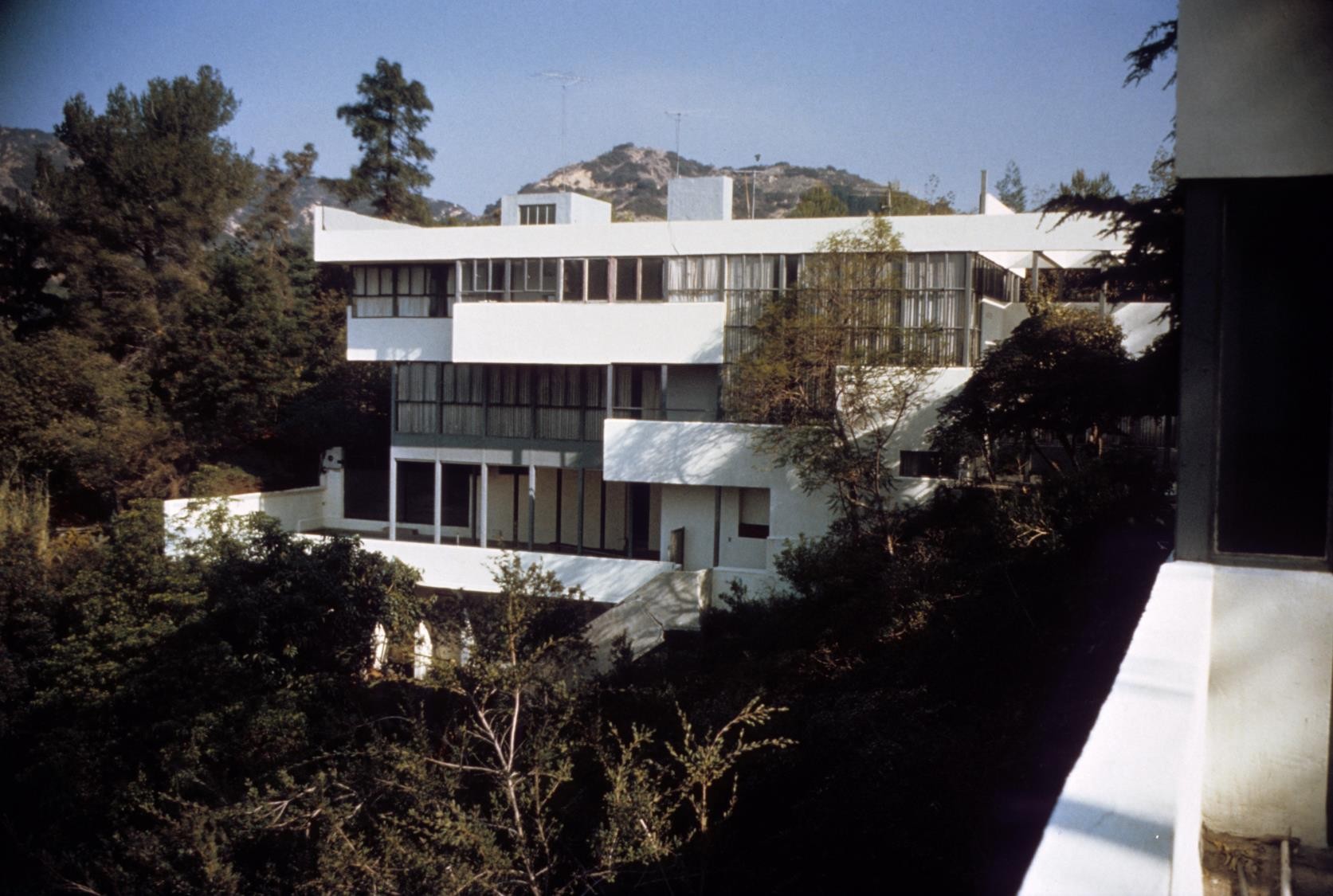<p>Lovell House</p>