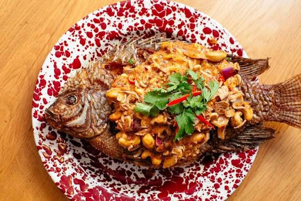 <p>Herbed Fish</p>