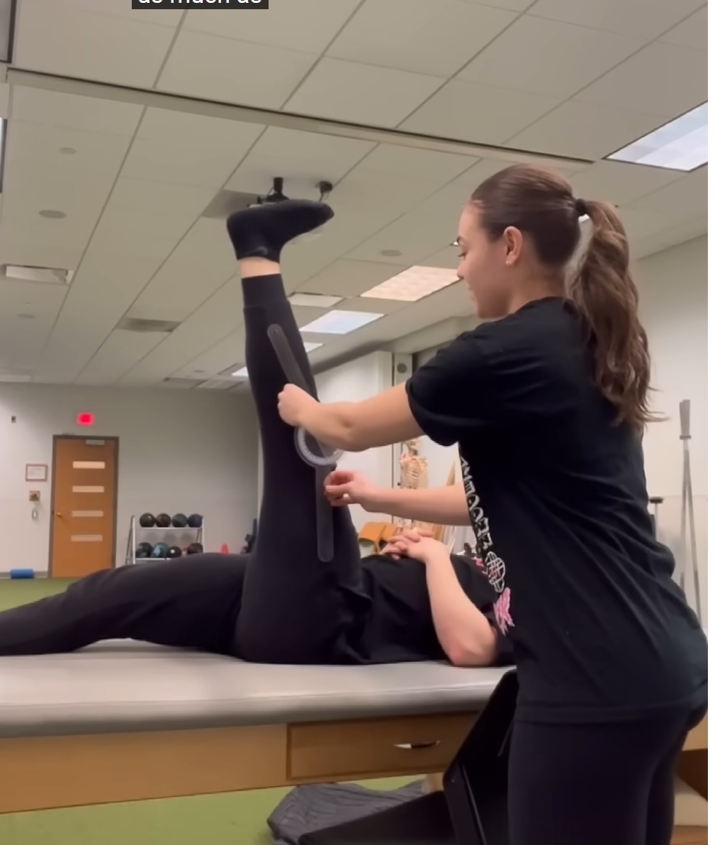 <p>subject lies on back and lifts leg at 90 degree angle (starting position).</p><p> the axis of the goniometer is on the lateral epicondyle of the femur, the stabiliztion arm along the lateral midline of the femur, and the movement arm in line with the midline of the fibula. </p><p>subject raises one leg until discomfort. </p>