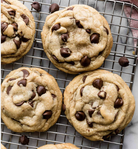 <p>las galletas </p>