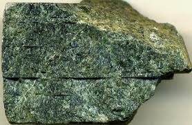 <ul><li><p>Dark green in color</p></li><li><p>Cleavage fragments are stubby</p></li></ul><p></p>