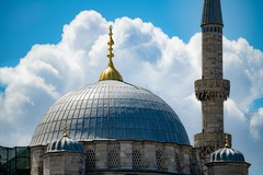 <p>This structure demonstrates how architecture can reflect religious values through scale and design. Which religion is MOST associated with this building type?</p>