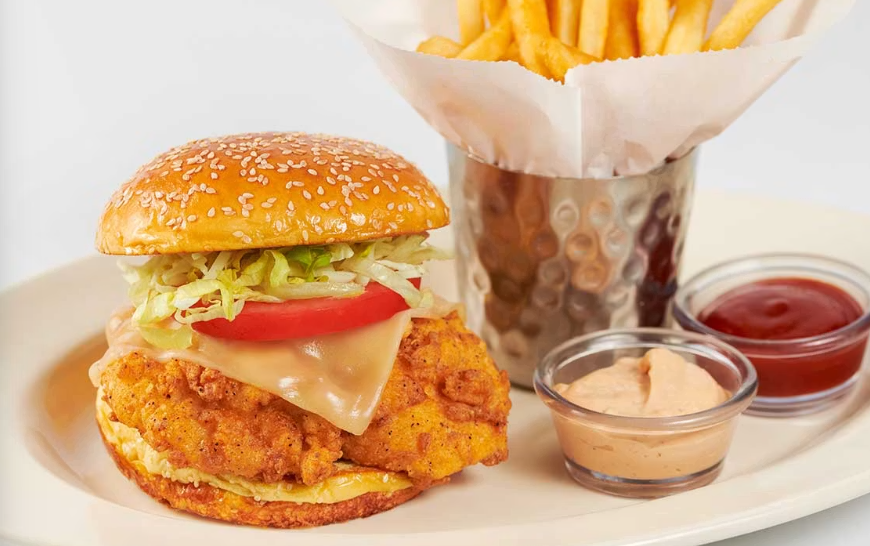 <p>Crispy Chicken Breast Covered with Melted Cheese and Your Choice of Spicy Buffalo Sauce or Chipotle Mayo. Served on a Brioche Bun </p>