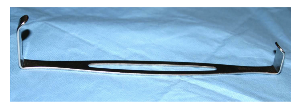 <p>Army-Navy Retractor (U.S. Army Retractor)</p>