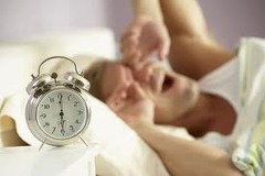<p>sớm không tưởng</p><p>(October is a ___ time to panic in a long season.)</p>