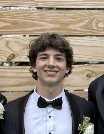 <p>Identify this person. Give their full name, hometown, major, and all extra details.</p>