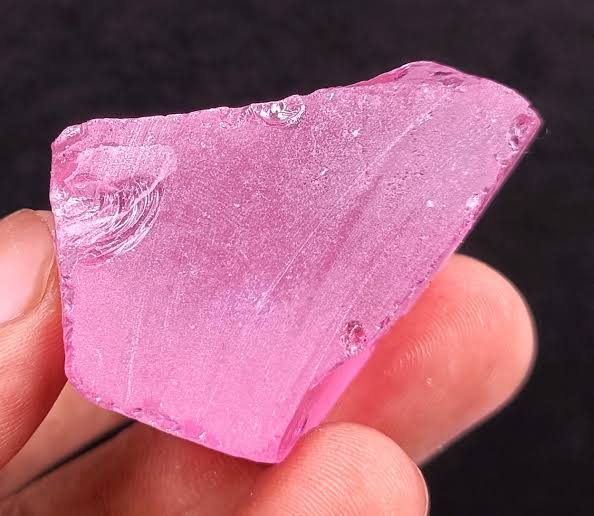 <p><span><strong>Pink sapphire</strong> owes its color to which impurity ion in corundum?</span></p>