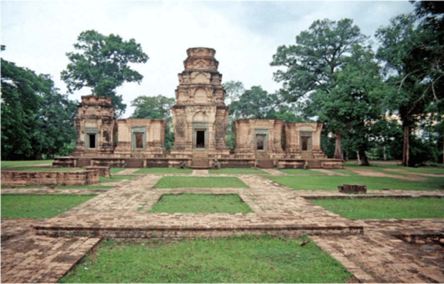 <p>gặt hái</p>