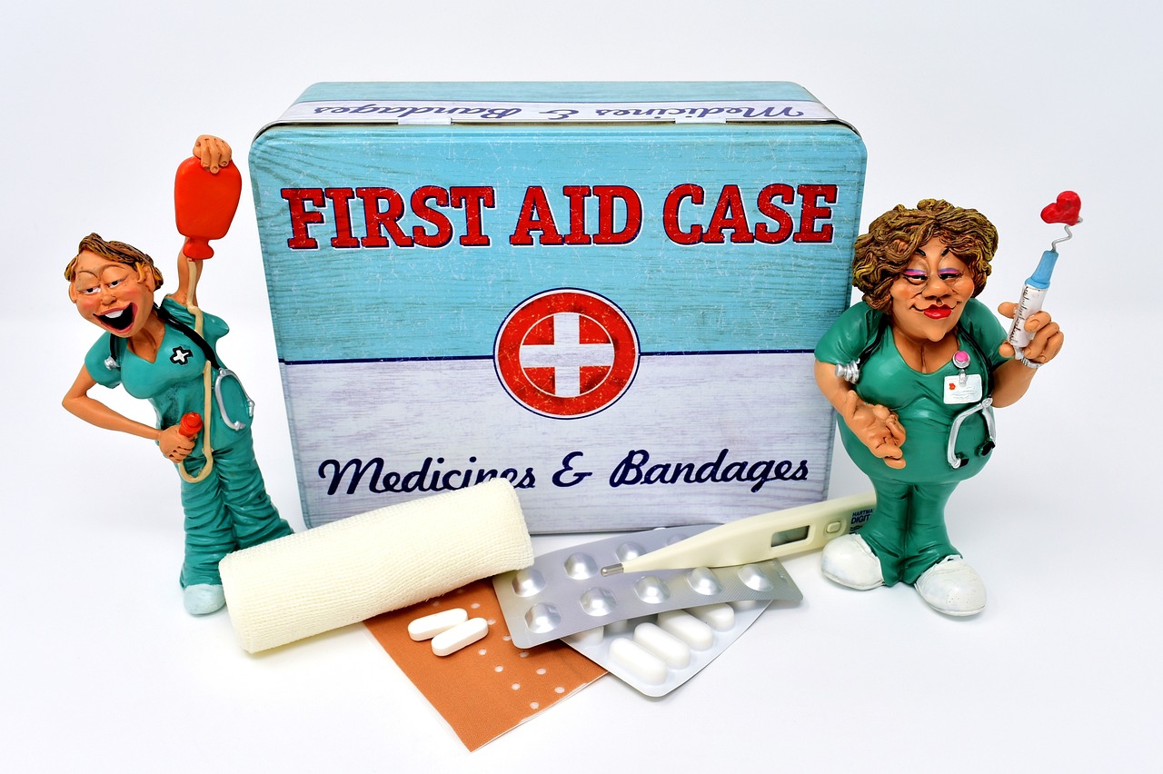 <p>emergency kit</p>