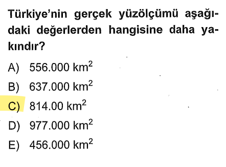 <p>İzdüşüm yüzölçümü (dağlar yok sayıldığında): <span>783.562 km</span></p><p><strong>Gerçek yüzölçümü</strong> (yer şekilleri dahil): <span><strong>814.578 km</strong></span></p><p>Aradaki farkın fazla olması Türkiye'nin engebeli bir ülke olduğunu gösterir.</p>