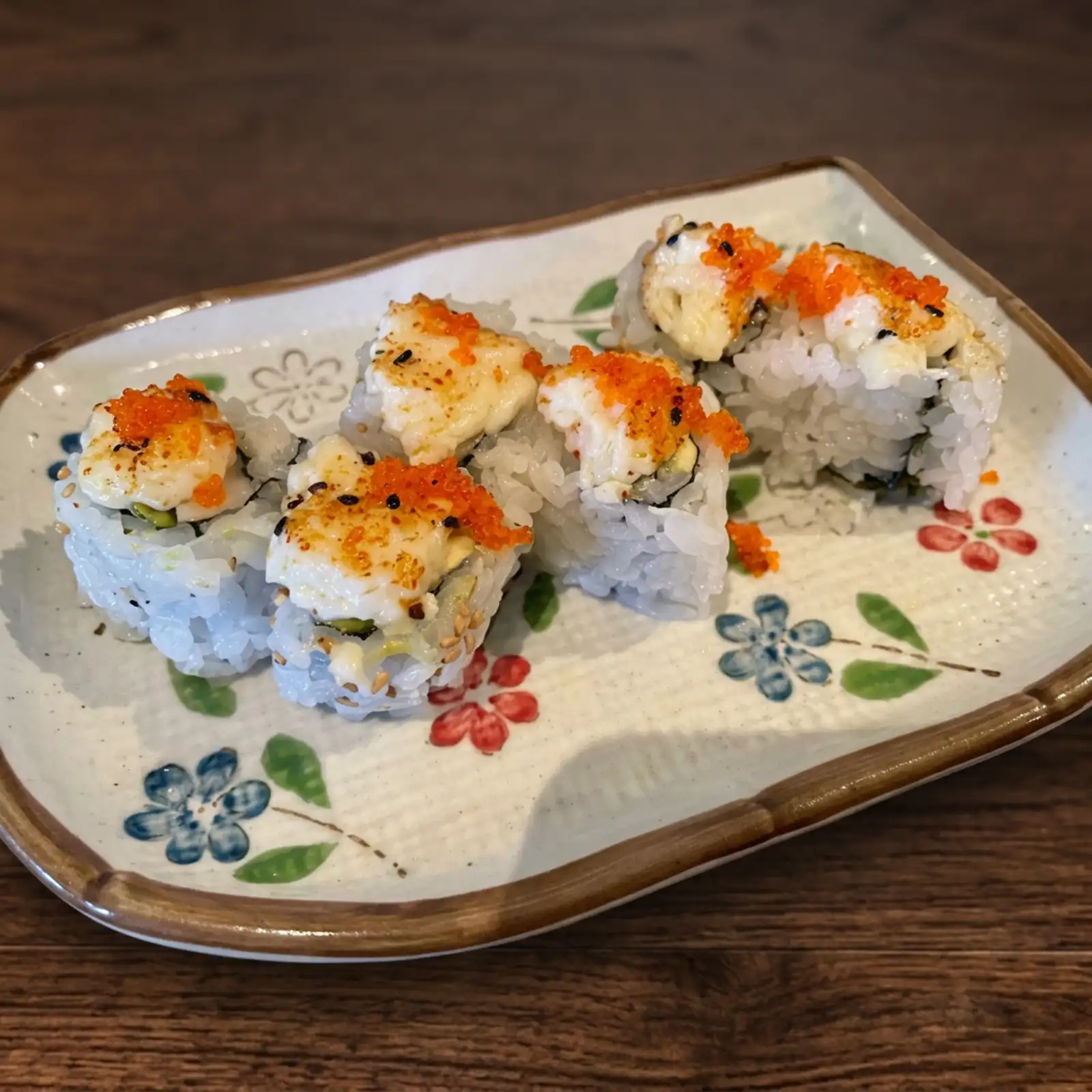 <p>spicy japanese mayo, tobiko, and avocado </p><p>6 pcs</p>
