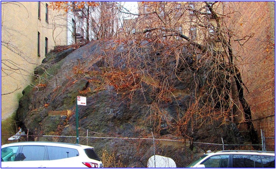 <p>large boulders that were plucked by a glacier. Glaciers can leave them behind after they retreat. </p>