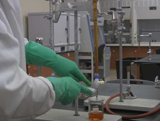 <p>How might one remove the air bubbles found here?</p><p>&nbsp;</p><p>A. Add indicator dye</p><p>B. Open and close the stopcock</p><p>C. Refill the pipette</p><p>D. Add iodine</p>