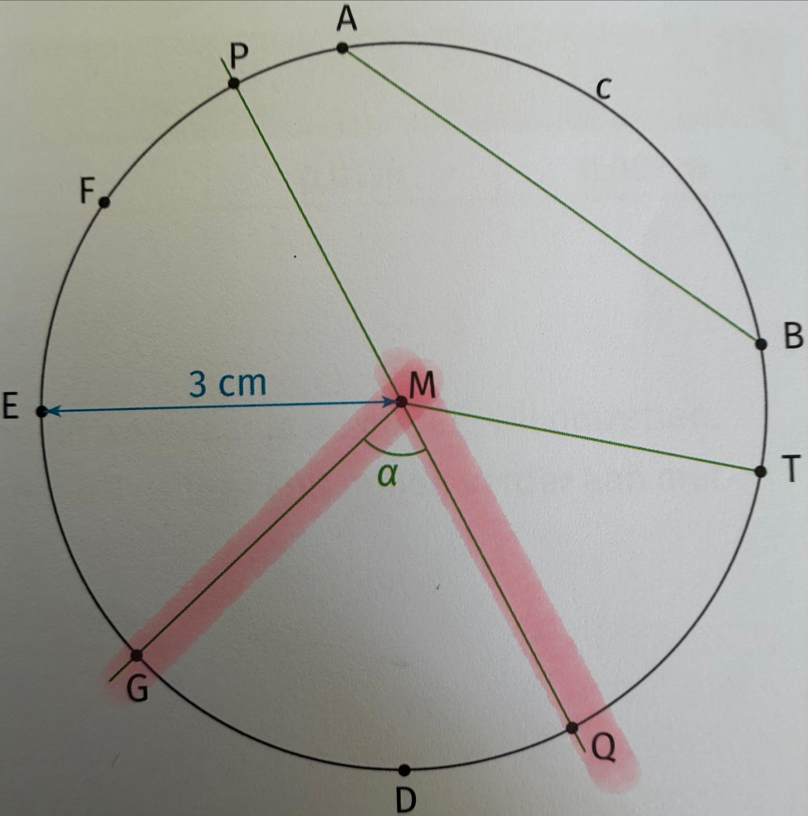 <p>een hoek van een cirkel met als hoekpunt het middelpunt van de cirkel</p>