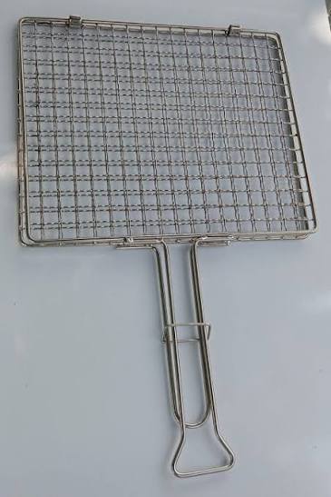<p><span>grill (n) /ɡrɪl/</span></p>