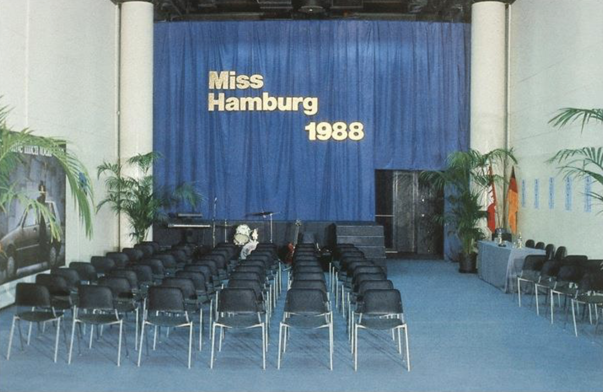 <ul><li><p>Bijl, miss hamburg </p></li></ul><p></p>