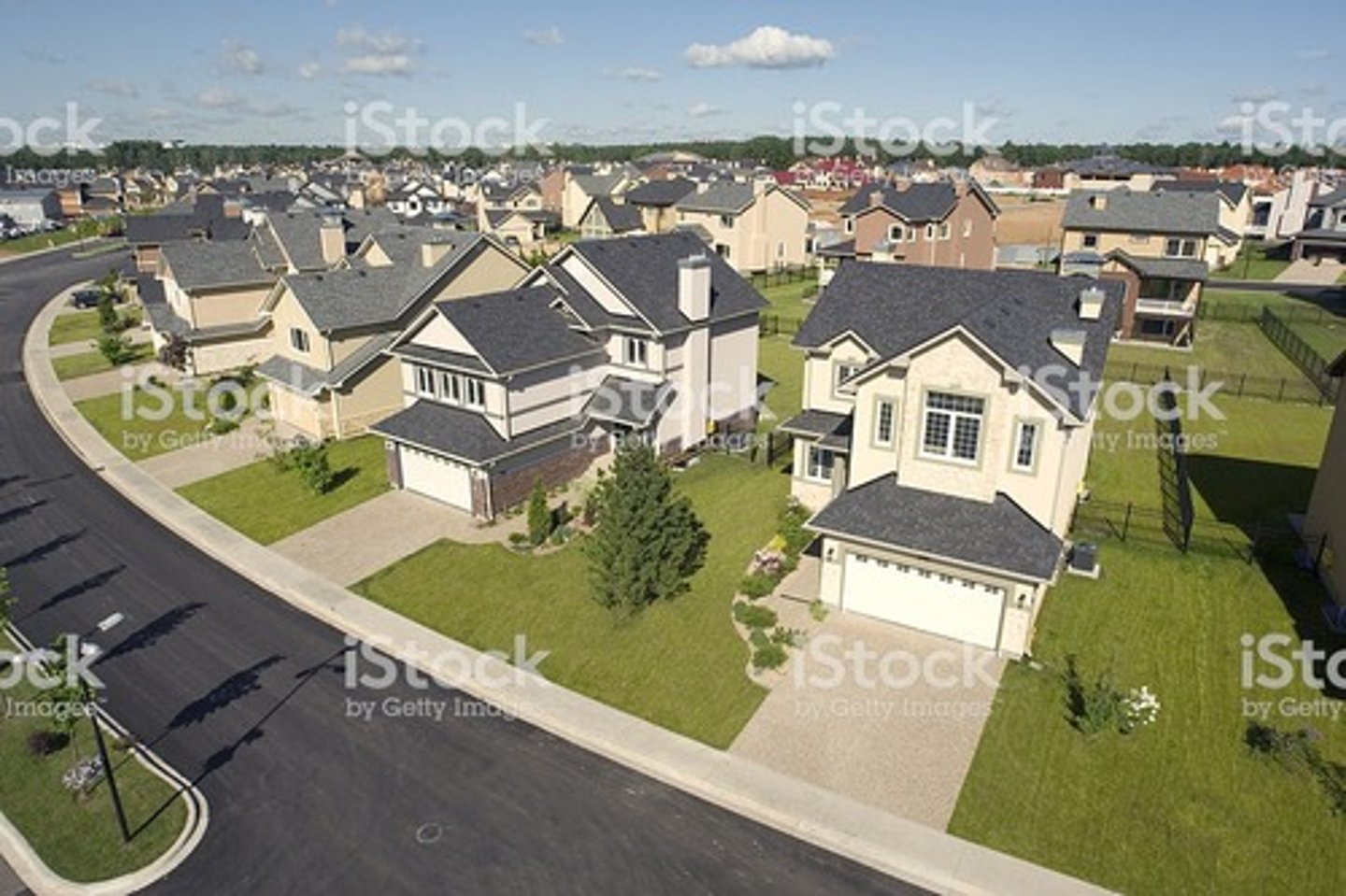 <p>suburb (outside the castle + outside)</p>