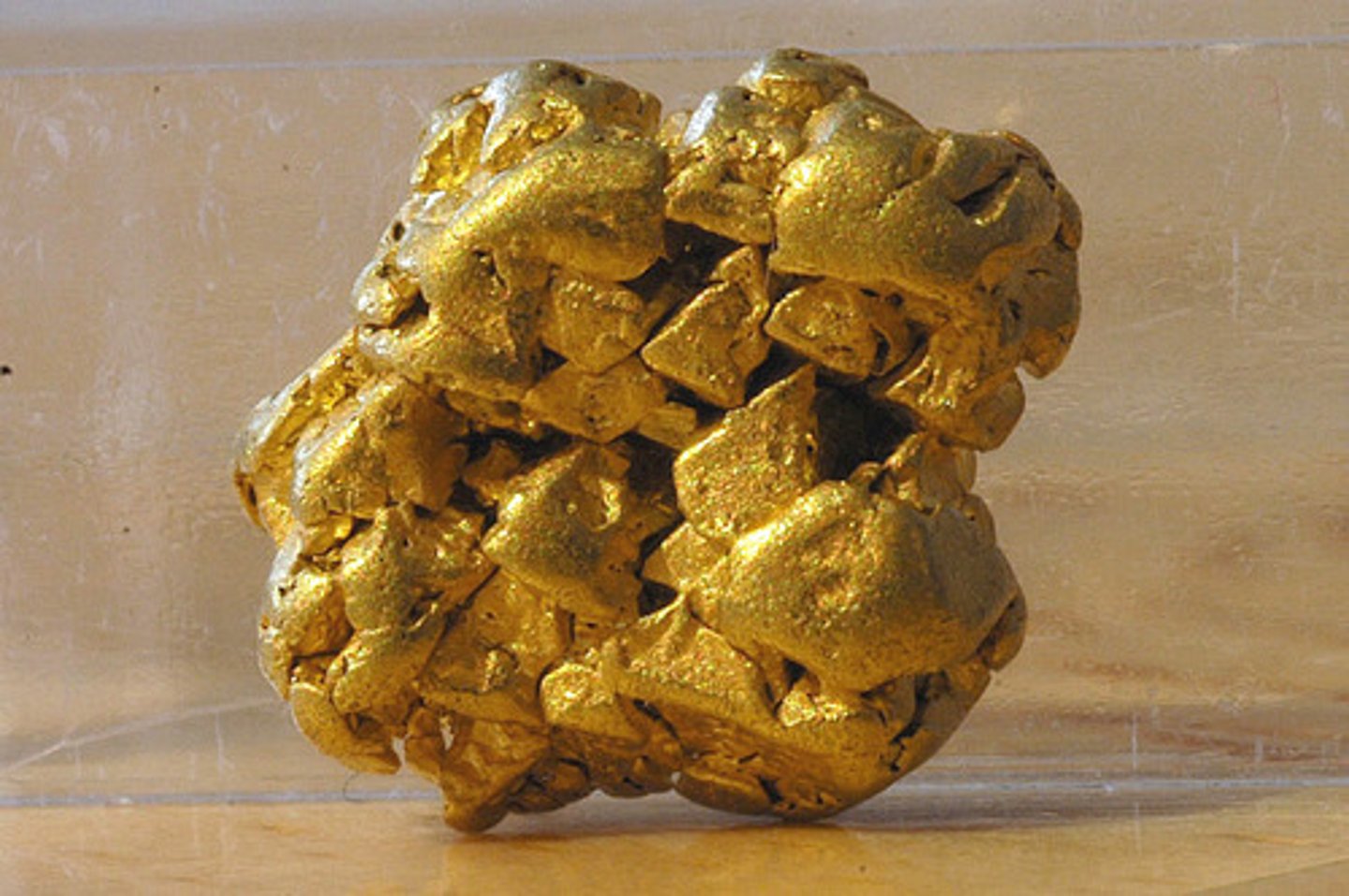 <p>une pépite</p>