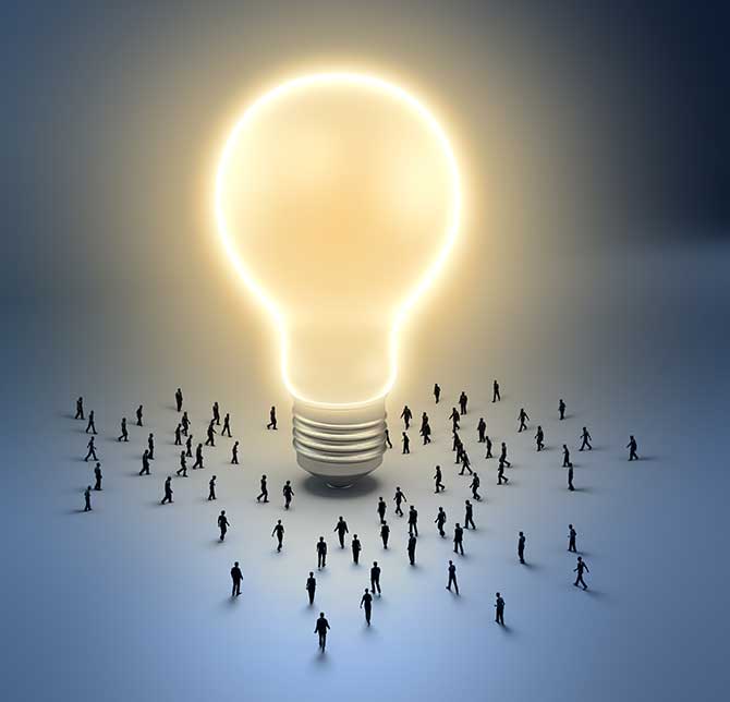 <p><span>inspire /ɪnˈspaɪə(r)/ (v)</span></p>