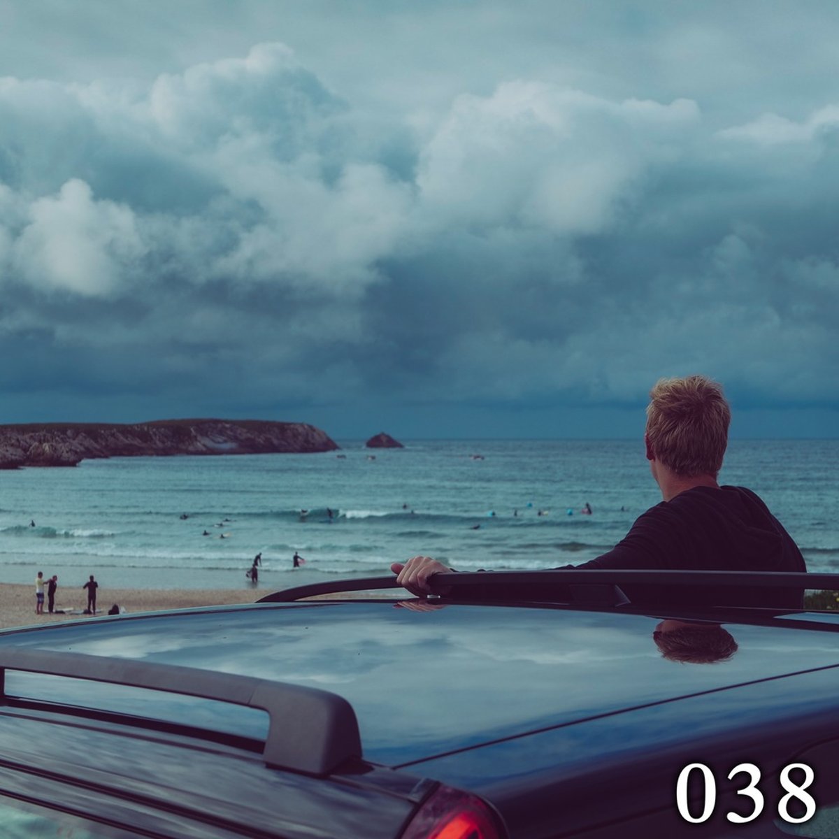 <p>looks as if it is going to rain</p>