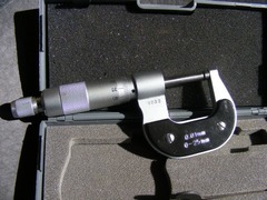 <p>screw micrometre</p>