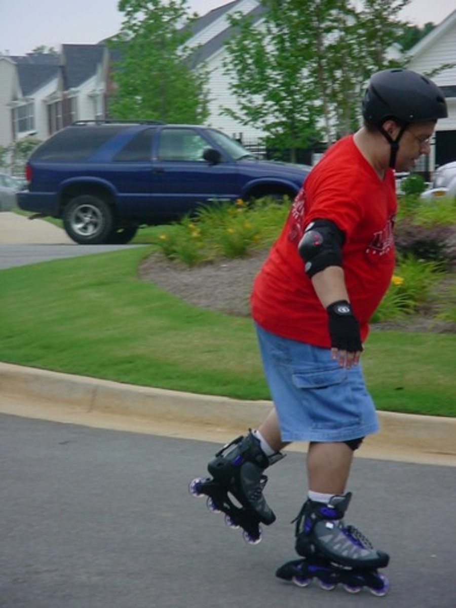 <p>des patins à roulettes</p>