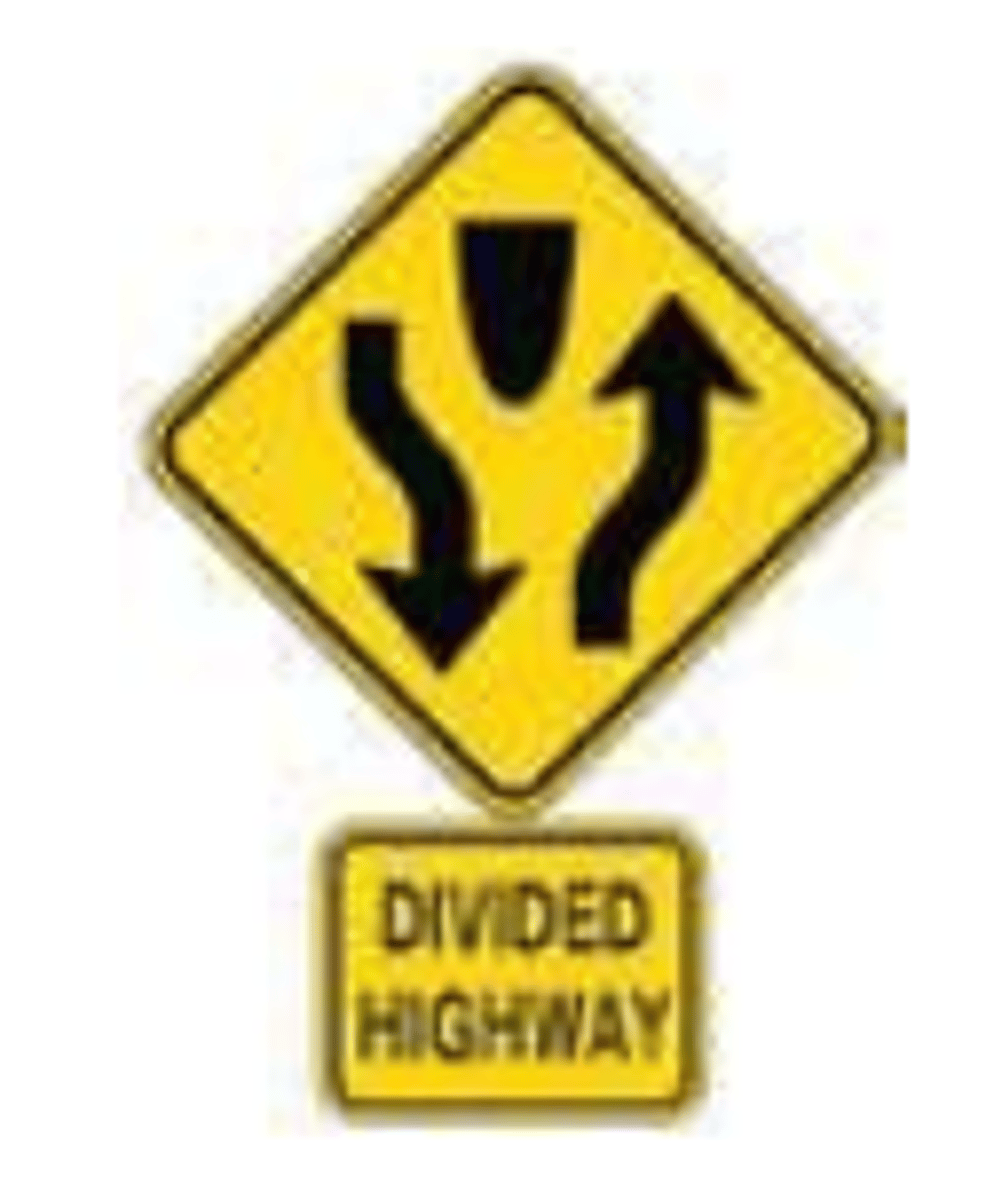 <p>A warning sign indicating the start of a divided highway.</p>