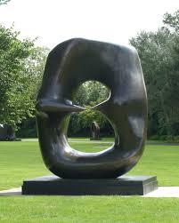 <p>Oval with Points; Moore; Modern Art (Abstraction)/Post-Modern</p>