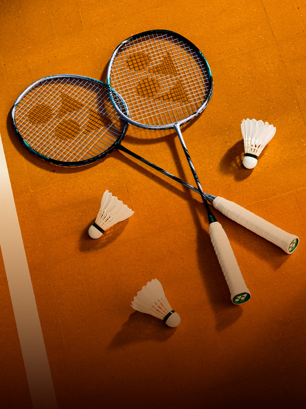 <p>badminton (n) /ˈbædmɪntən/</p>