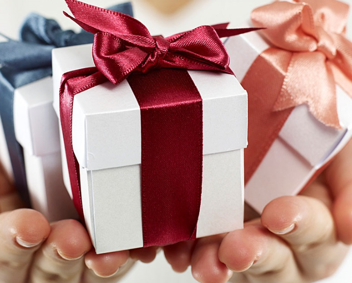 Gift / Present